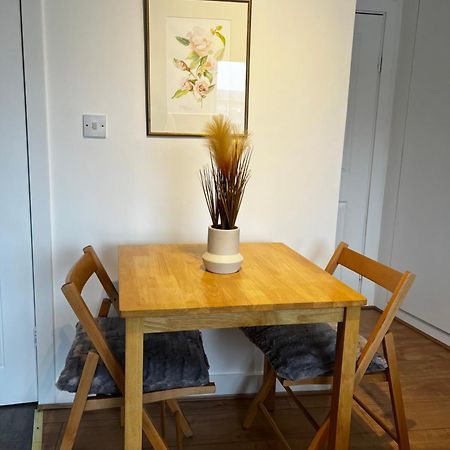 Flat In London Διαμέρισμα Εξωτερικό φωτογραφία